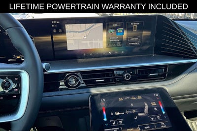 2025 INFINITI QX80 LUXE