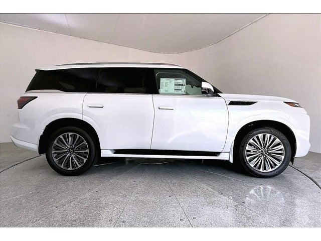 2027 INFINITI QX80 LUXE