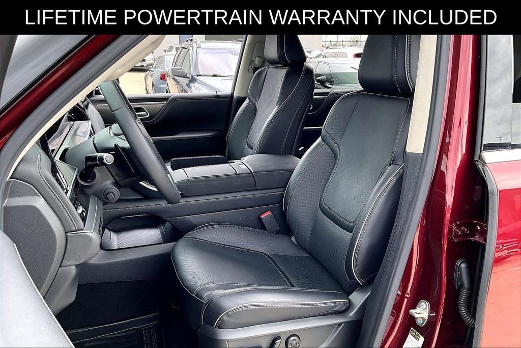 2025 INFINITI QX80 LUXE