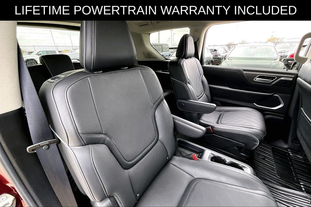 2025 INFINITI QX80 LUXE