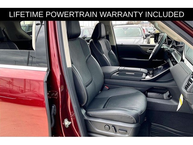 2025 INFINITI QX80 LUXE