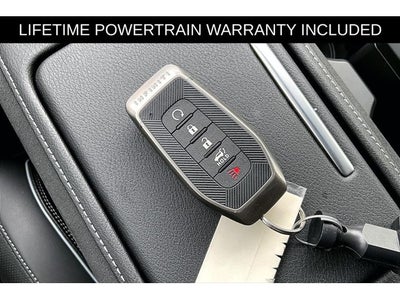 2025 INFINITI QX80 LUXE