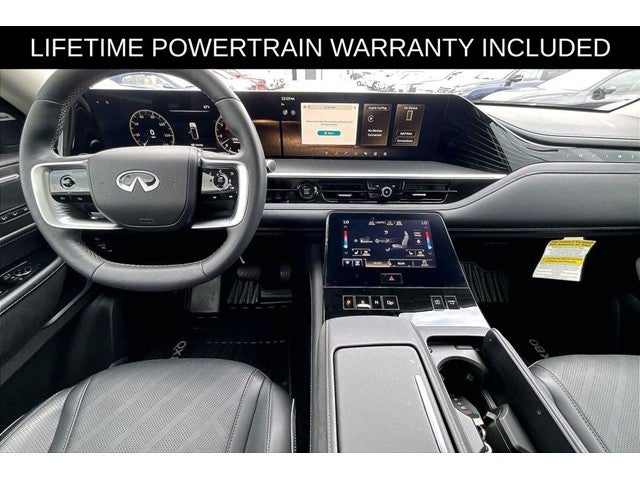 2025 INFINITI QX80 LUXE