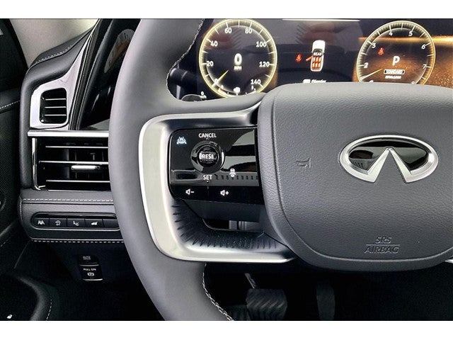 2027 INFINITI QX80 LUXE