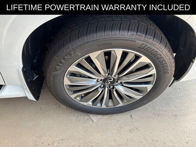 2027 INFINITI QX80 LUXE