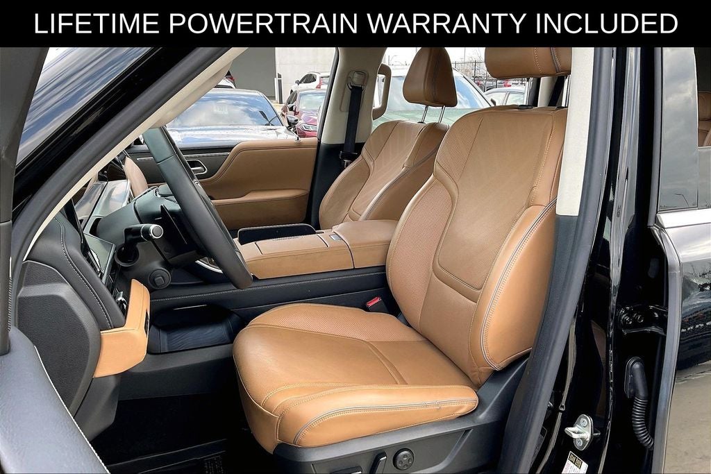 2025 INFINITI QX80 LUXE