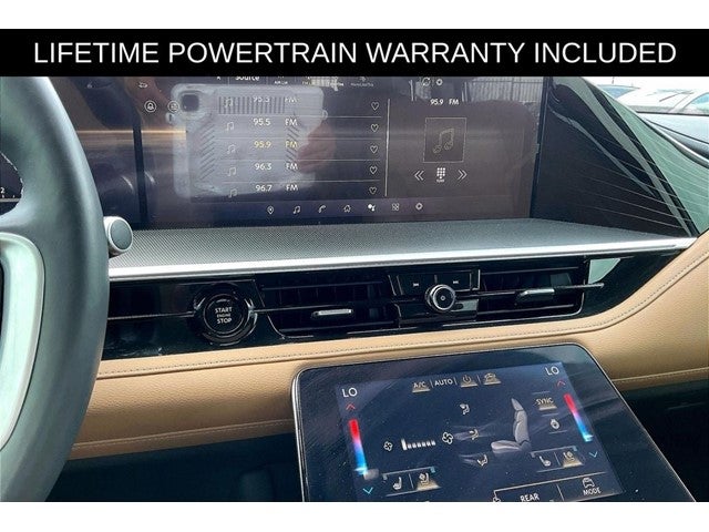 2025 INFINITI QX80 LUXE