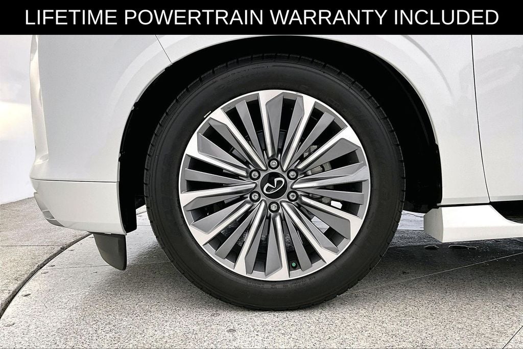 2025 INFINITI QX80 LUXE