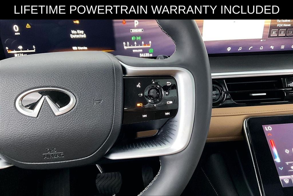 2025 INFINITI QX80 LUXE
