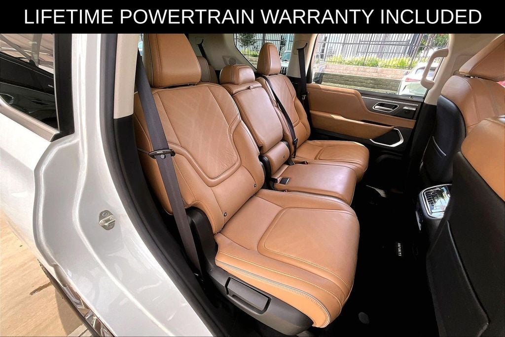 2025 INFINITI QX80 LUXE