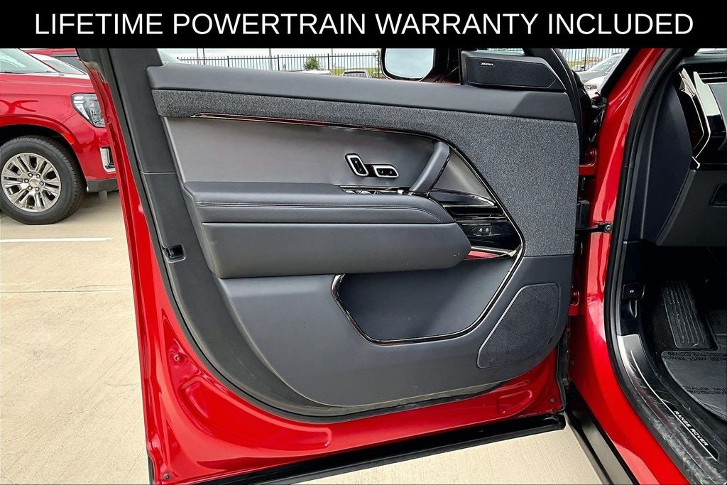 2025 Land Rover Range Rover Sport SE