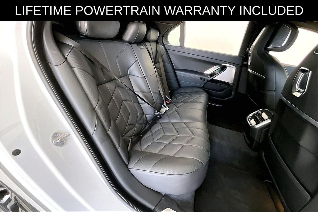 2026 BMW 7 Series 740i