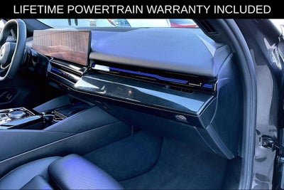 2025 BMW 5 Series 530i xDrive