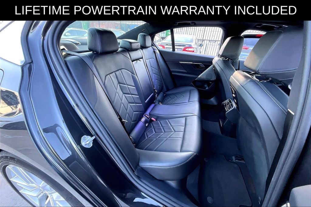 2025 BMW 5 Series 530i xDrive