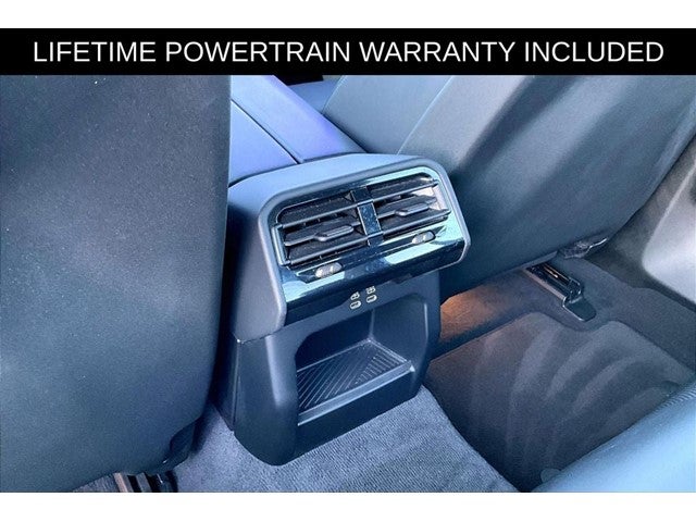 2025 BMW 5 Series 530i xDrive