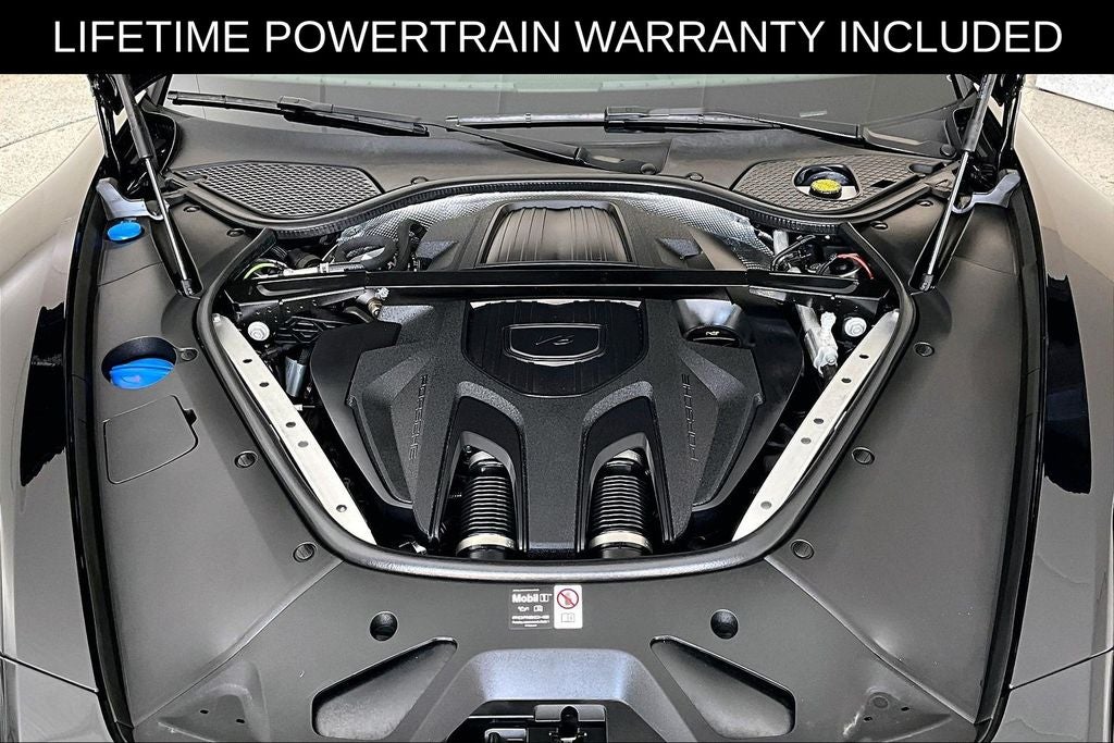 2025 Porsche Panamera 4