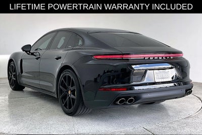 2025 Porsche Panamera 4