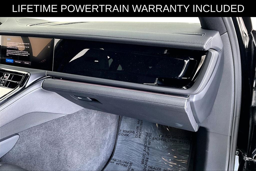 2025 Porsche Panamera 4