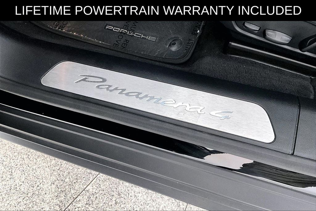 2025 Porsche Panamera 4