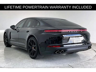 2025 Porsche Panamera 4
