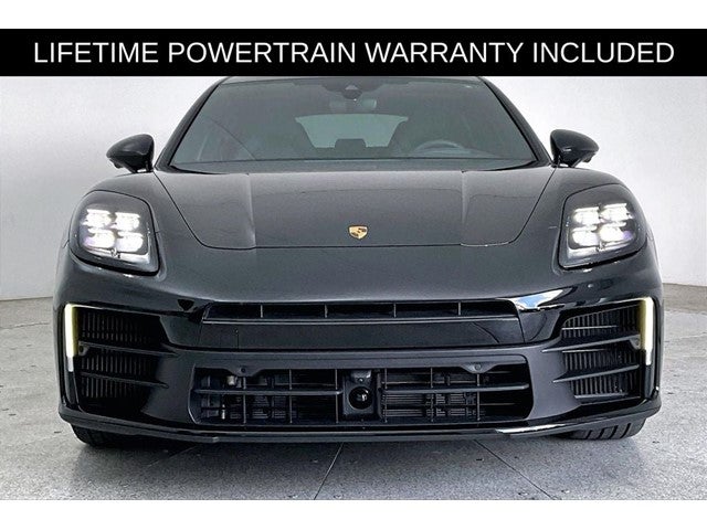 2025 Porsche Panamera 4