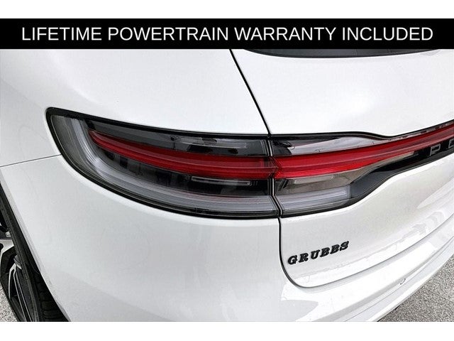2024 Porsche Macan Base