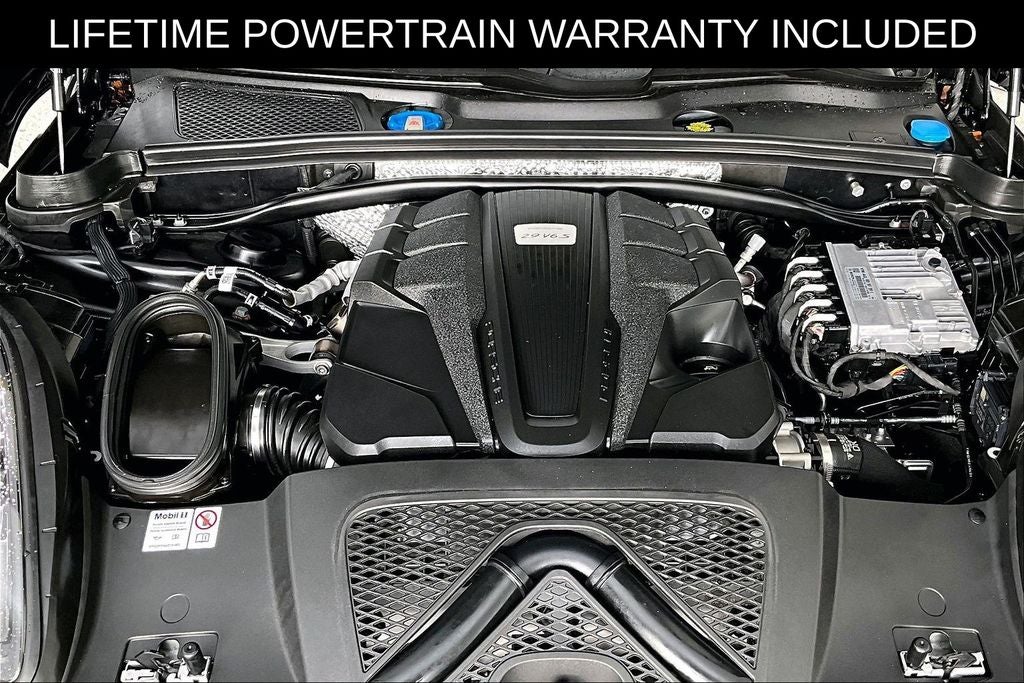 2024 Porsche Macan S