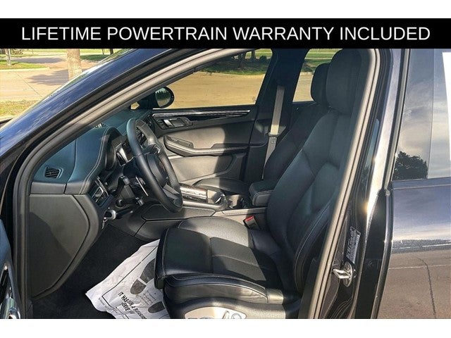2024 Porsche Macan S