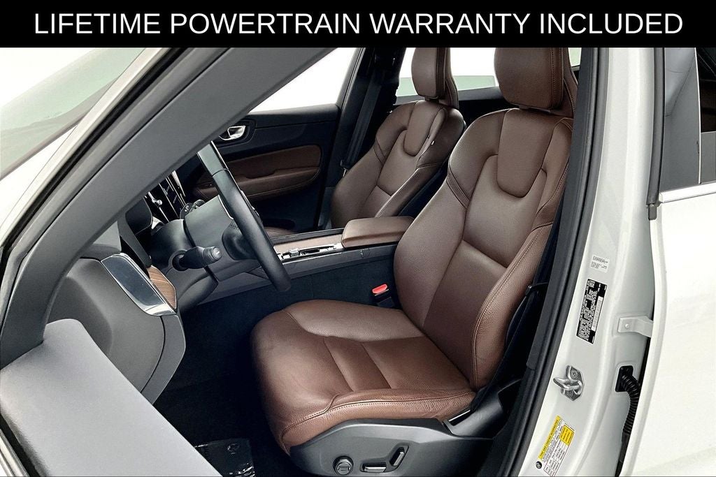 2021 Volvo XC60 T5 Momentum