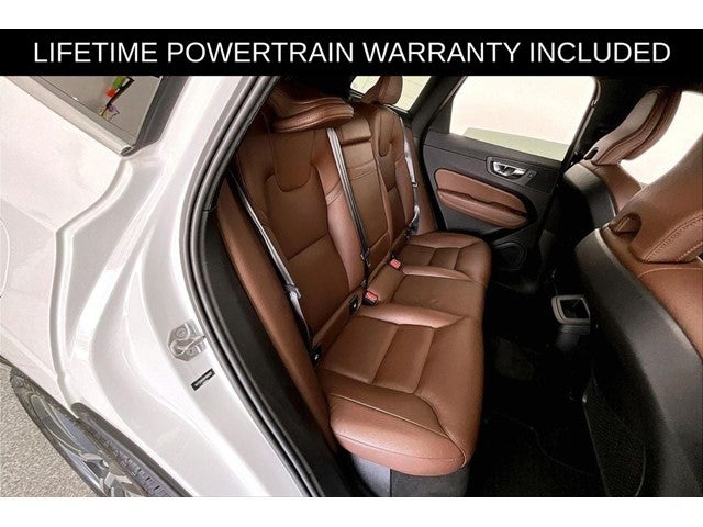 2021 Volvo XC60 T5 Momentum