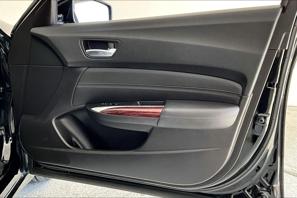 2017 Acura TLX 2.4L Base