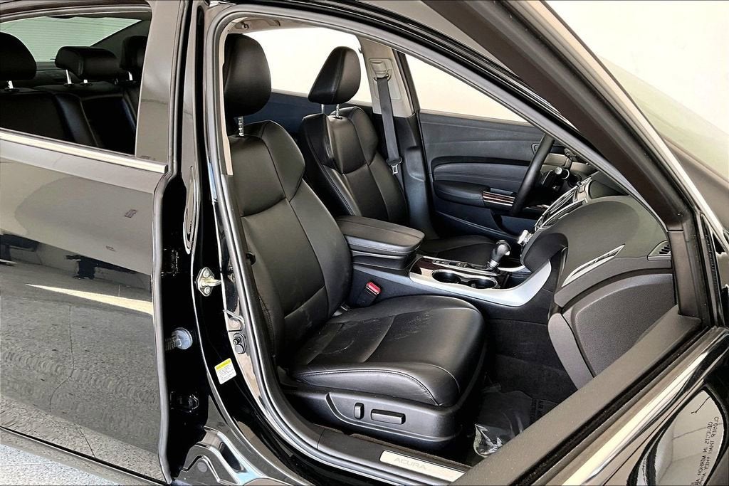 2017 Acura TLX 2.4L Base