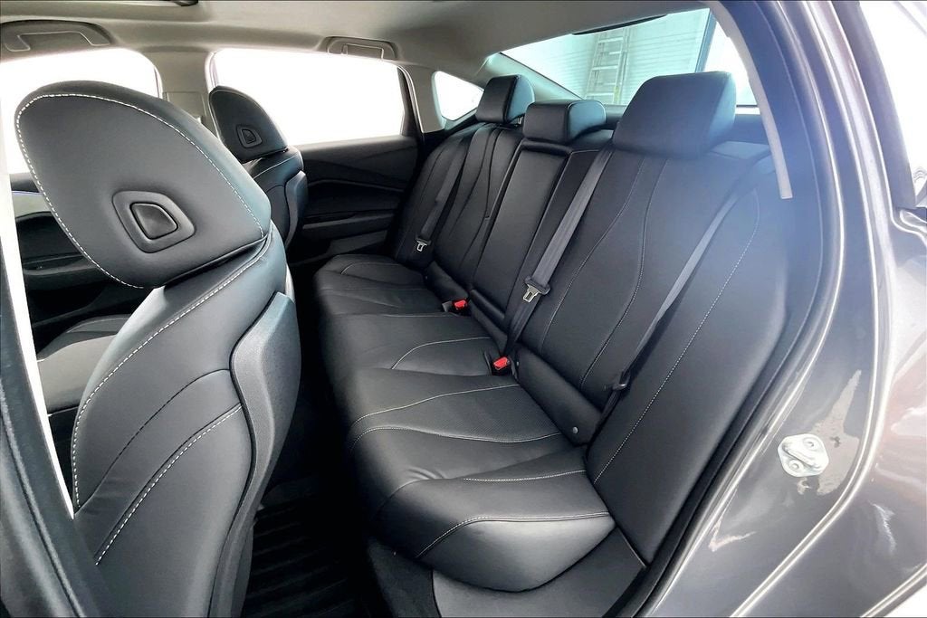 2025 Acura TLX Technology Package