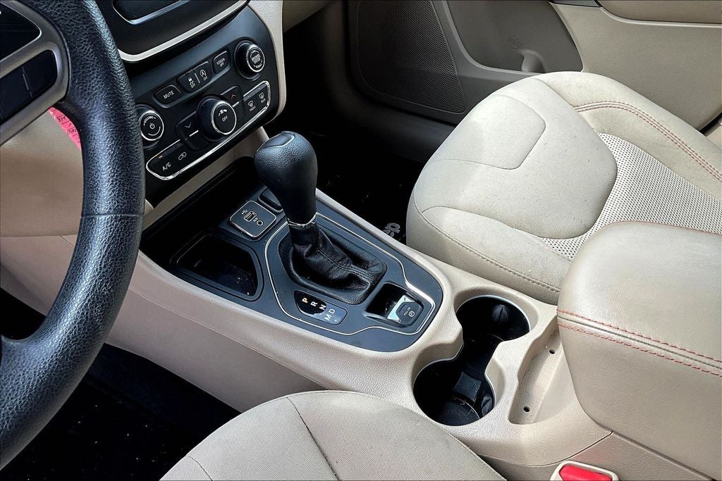 2019 Jeep Cherokee Latitude