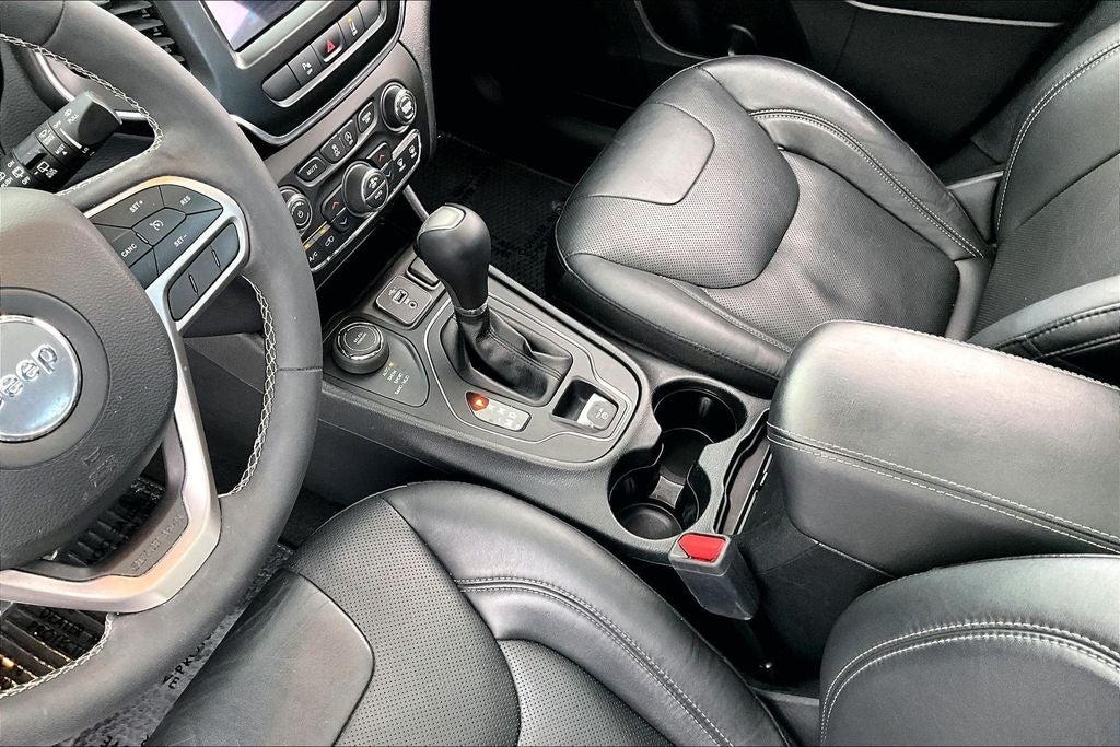 2021 Jeep Cherokee Latitude Lux