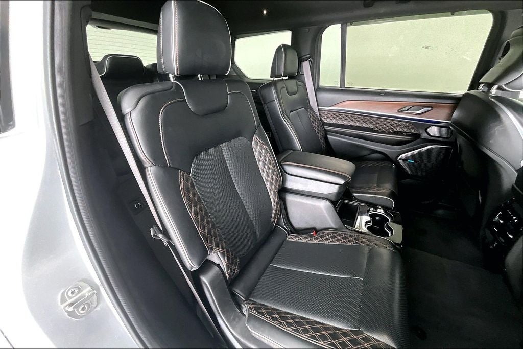 2021 Jeep Grand Cherokee L Summit