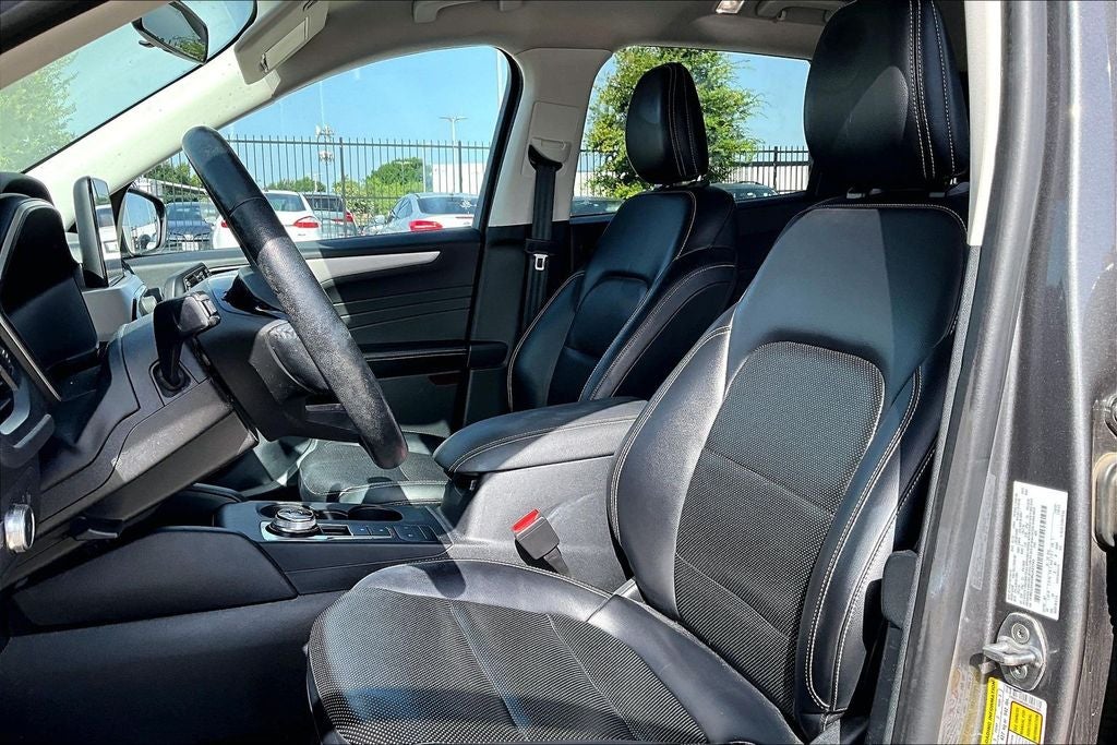 2021 Ford Escape SEL
