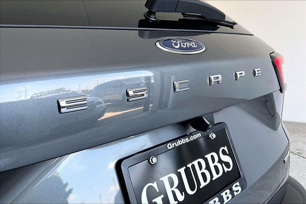 2025 Ford Escape Platinum