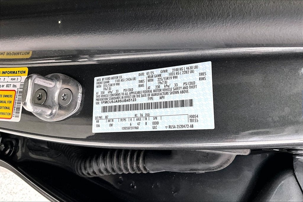 2025 Ford Escape Platinum