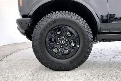 2025 Ford Bronco Badlands Sasquatch PKG
