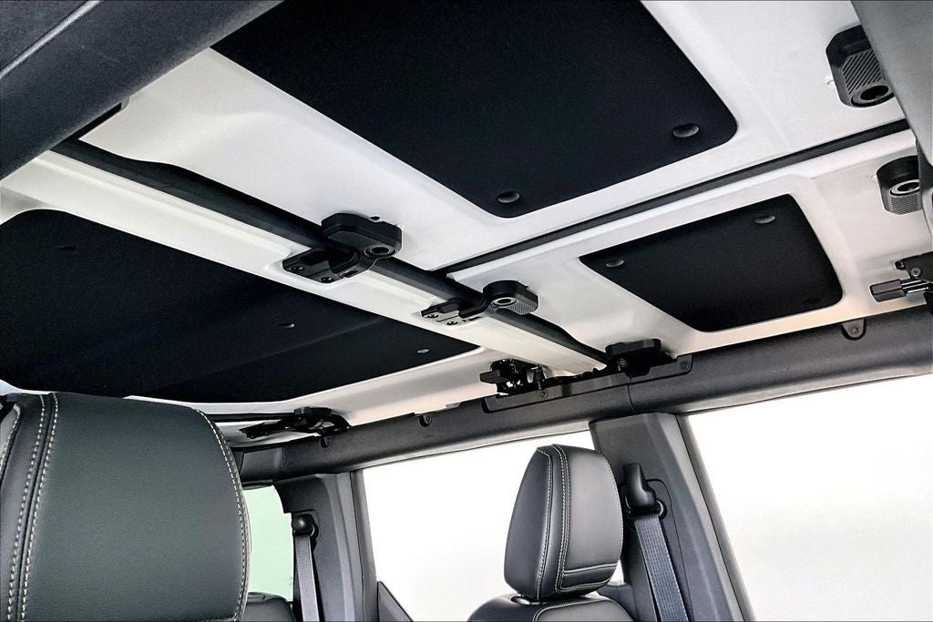 2025 Ford Bronco Badlands Sasquatch PKG