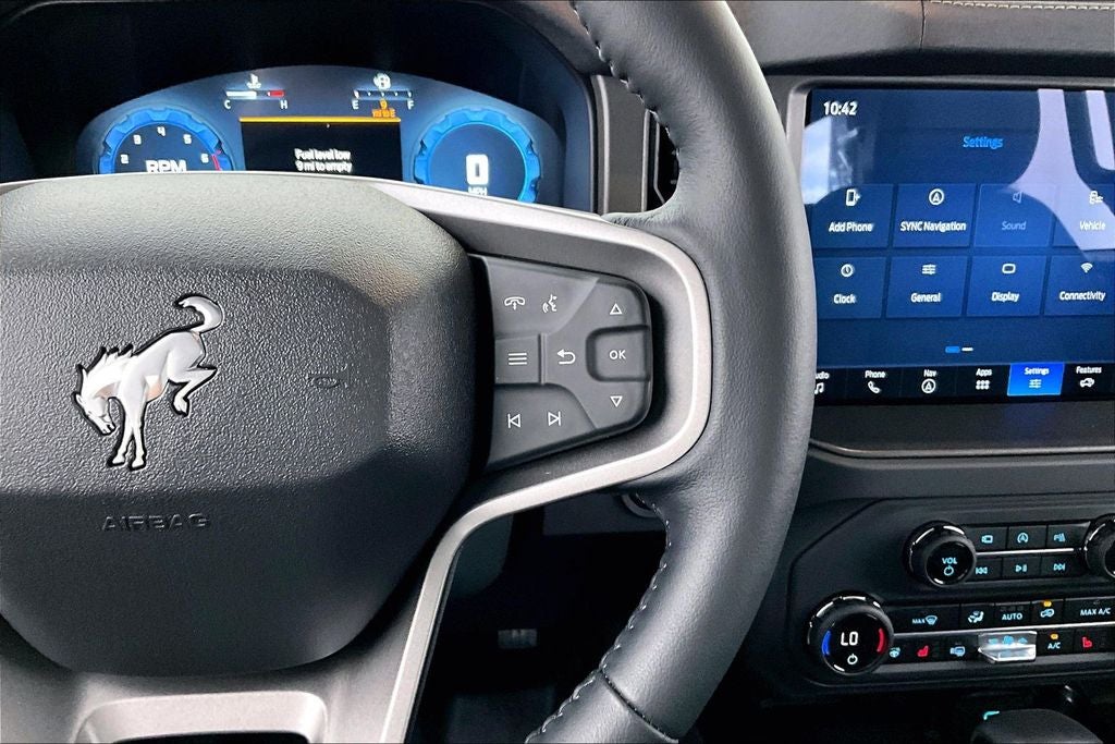 2025 Ford Bronco Badlands Sasquatch PKG