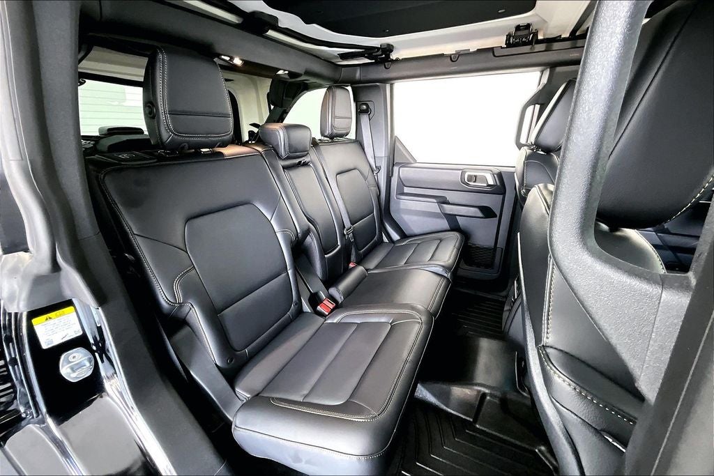 2025 Ford Bronco Badlands Sasquatch PKG
