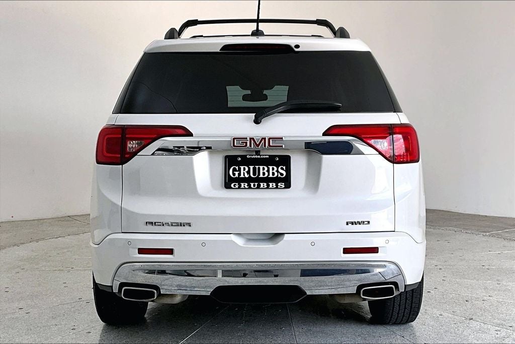 2017 GMC Acadia Denali