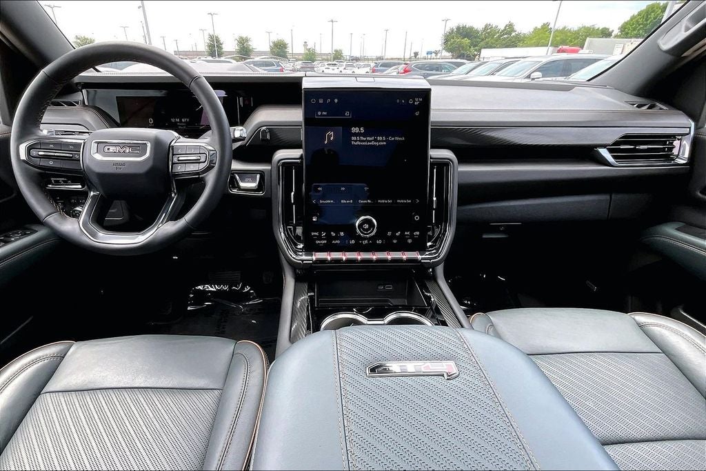2025 GMC Yukon AT4