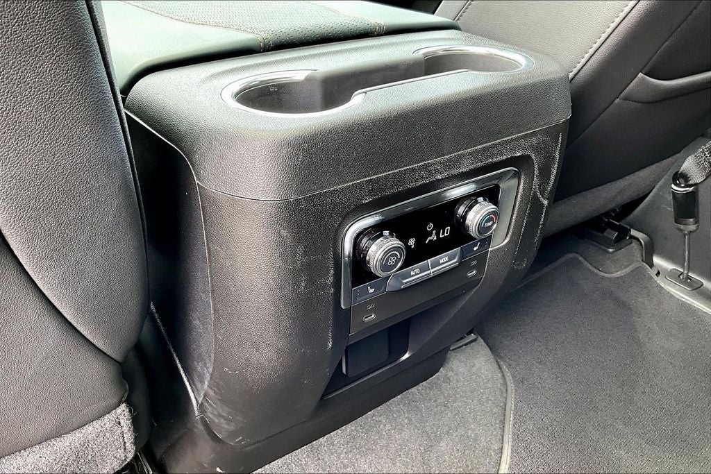 2025 GMC Yukon AT4