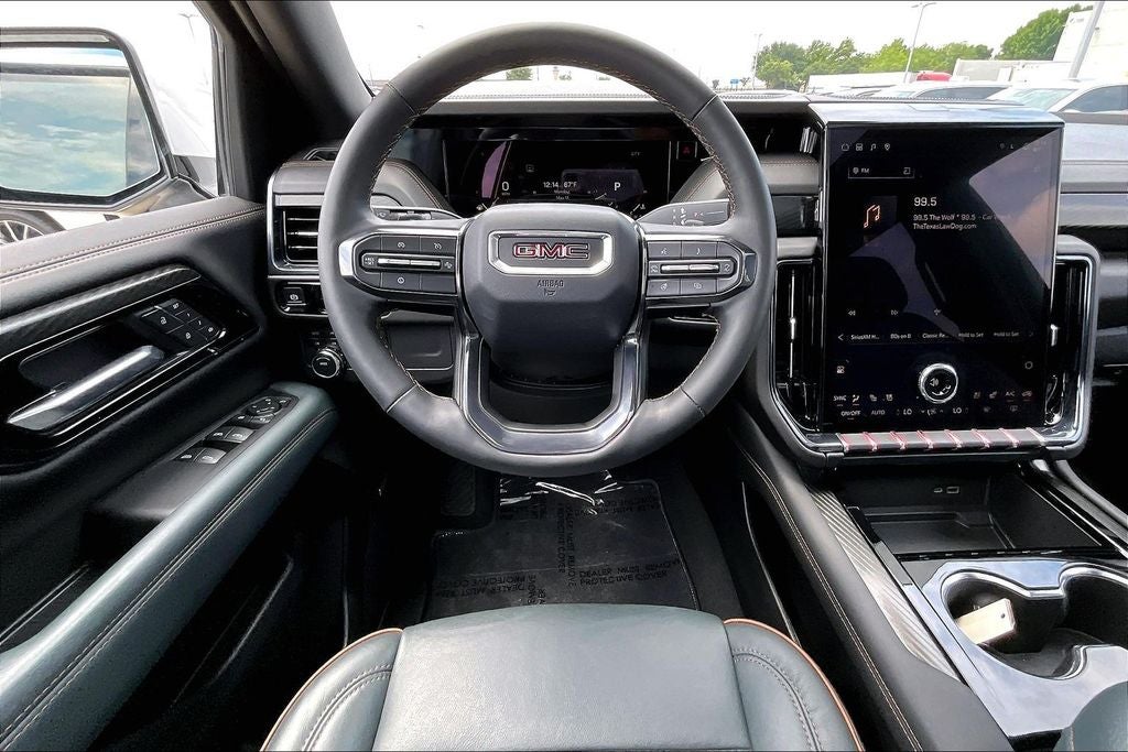 2025 GMC Yukon AT4