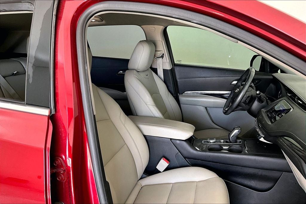 2019 Cadillac XT4 Luxury