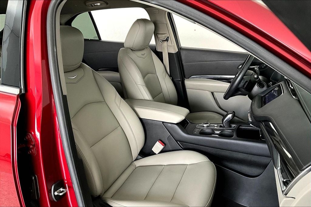 2019 Cadillac XT4 Luxury