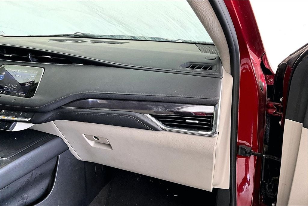 2019 Cadillac XT4 Luxury